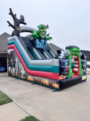 IMG 5859 1791071067 Monster Mayhem 18ft Double Lane Slide